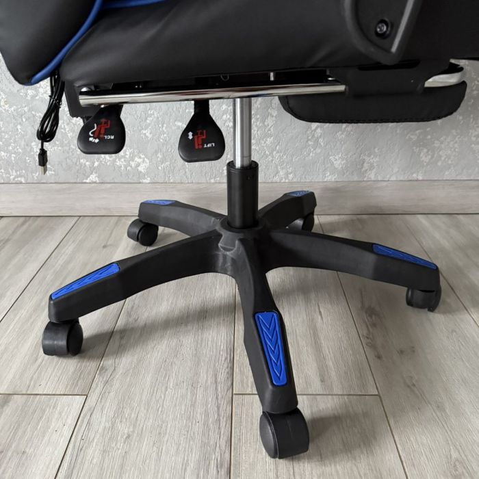 Комп‘ютерне крісло GAMER KO24GRAN Чорно-синій